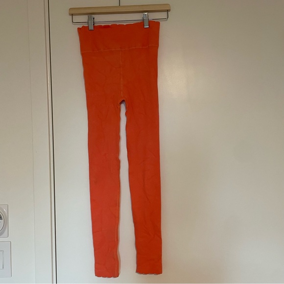 Anthropologie Everyday Leggings in Coral Ribbed - Picture 4 of 8